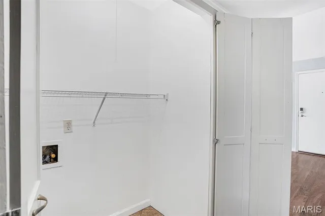 $135,000 | 1464 Hawks Nest Drive, Unit F, St. Charles, MO 63303