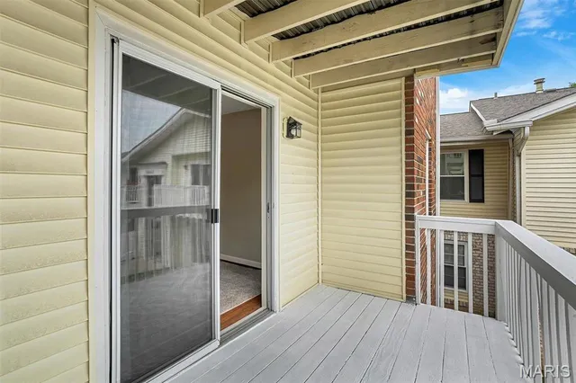$135,000 | 1464 Hawks Nest Drive, Unit F, St. Charles, MO 63303