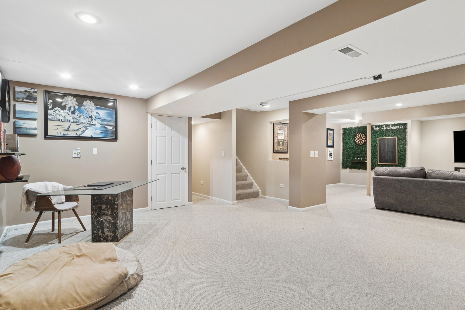 6806 Highgate Road Carpentersville, IL 60110 - Photo 23 of 33 Gallery Image 23