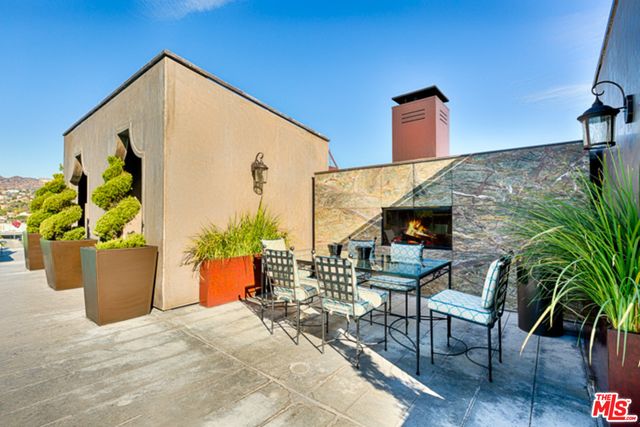 $3,500 | 1645 Vine Street, Unit 805, Los Angeles, CA 90028