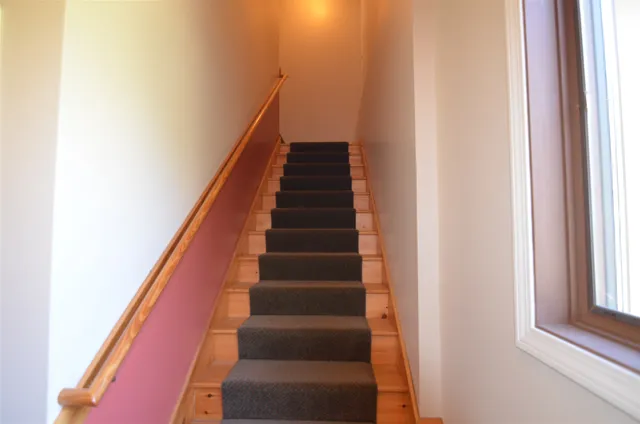 $2,100 | 83 Bowles Road, Newbury, NH 03255