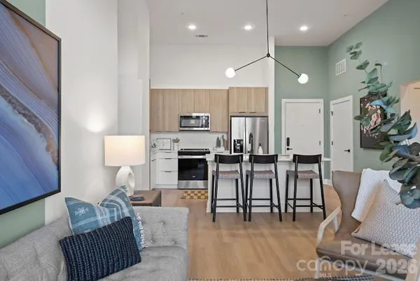 $1,876 | 536 West Tremont Avenue, Unit A3, Charlotte, NC 28203