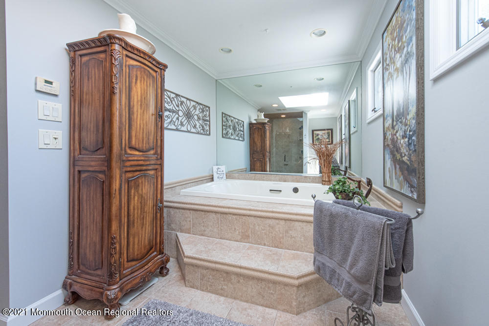 12 Statesboro Road Freehold, NJ 07728 - Photo 40 of 73 MASTER BATH