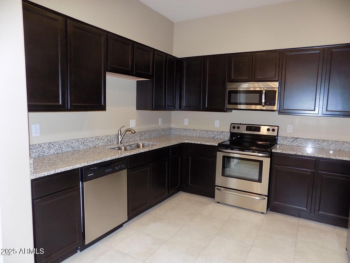 1367 South Country Club Drive, Unit 1076 Mesa, AZ 85210 - Photo 7 of 33