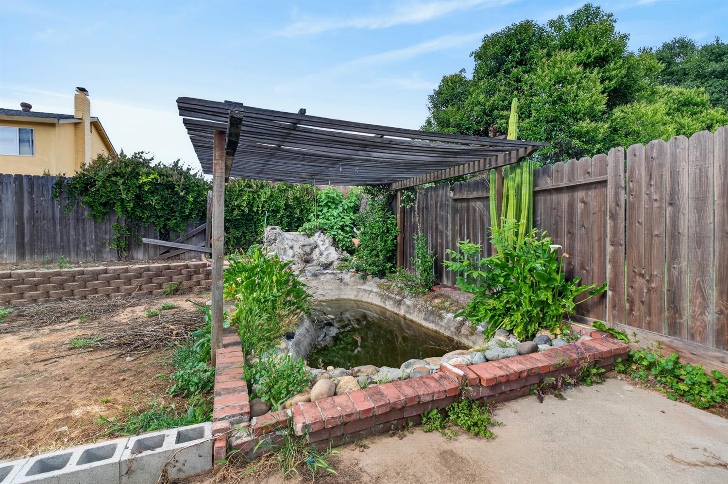 6875 Rancho Pico Way Sacramento, CA 95828 - Photo 41 of 49