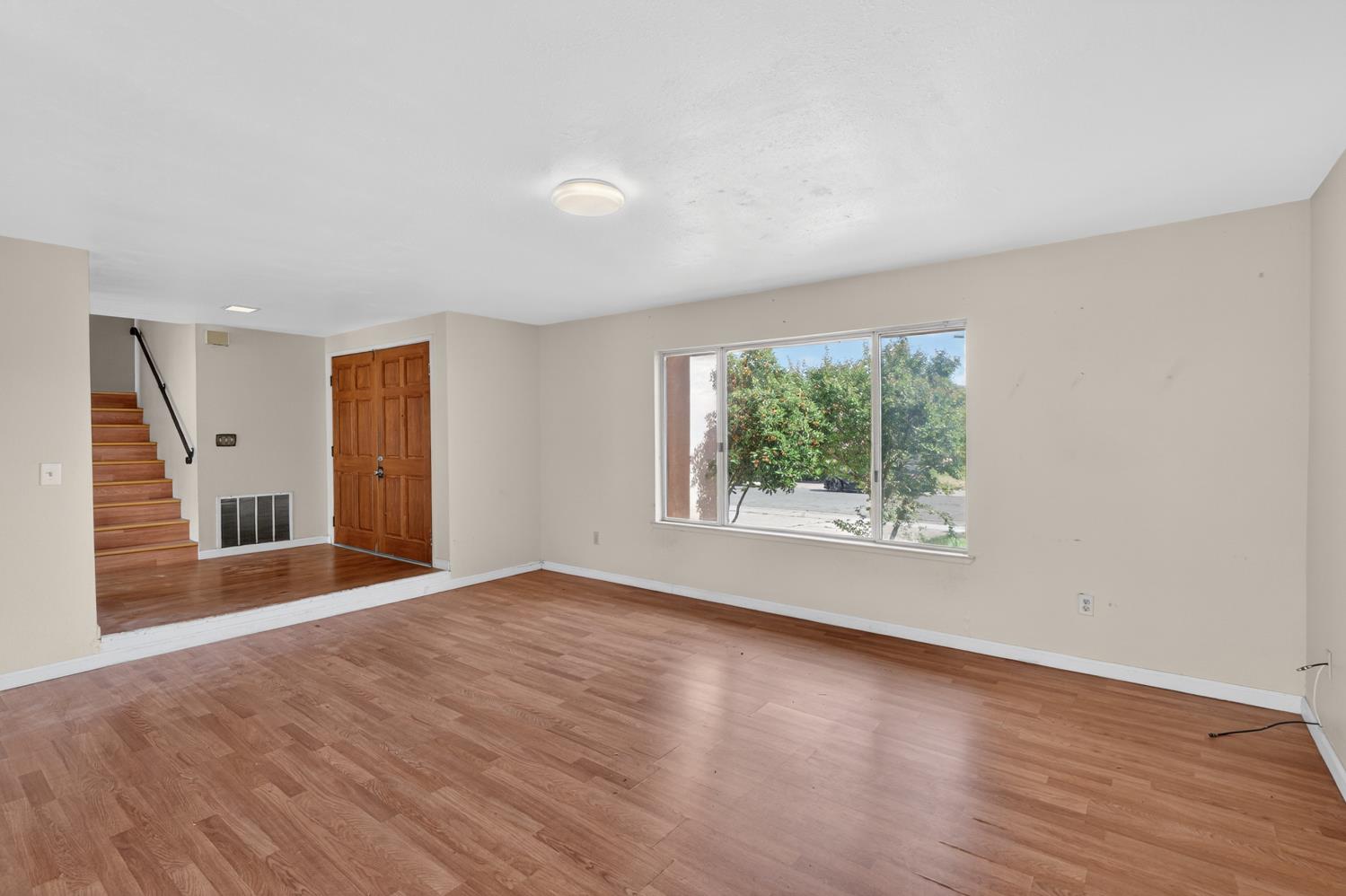 6875 Rancho Pico Way Sacramento, CA 95828 - Photo 6 of 49
