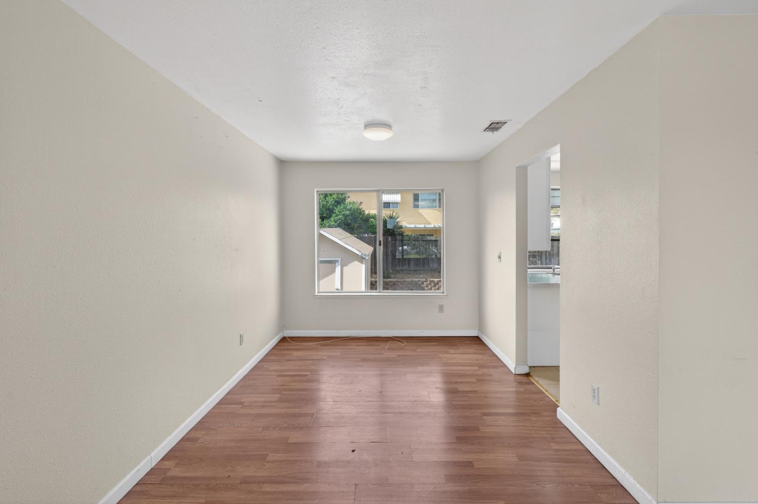 6875 Rancho Pico Way Sacramento, CA 95828 - Photo 8 of 49