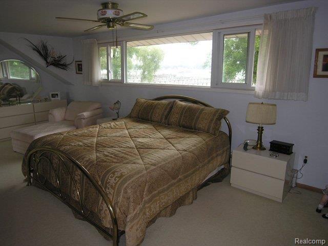 5257 Pointe Tremble Road Algonac, MI 48001 - Photo 22 of 25 27 master.JPG