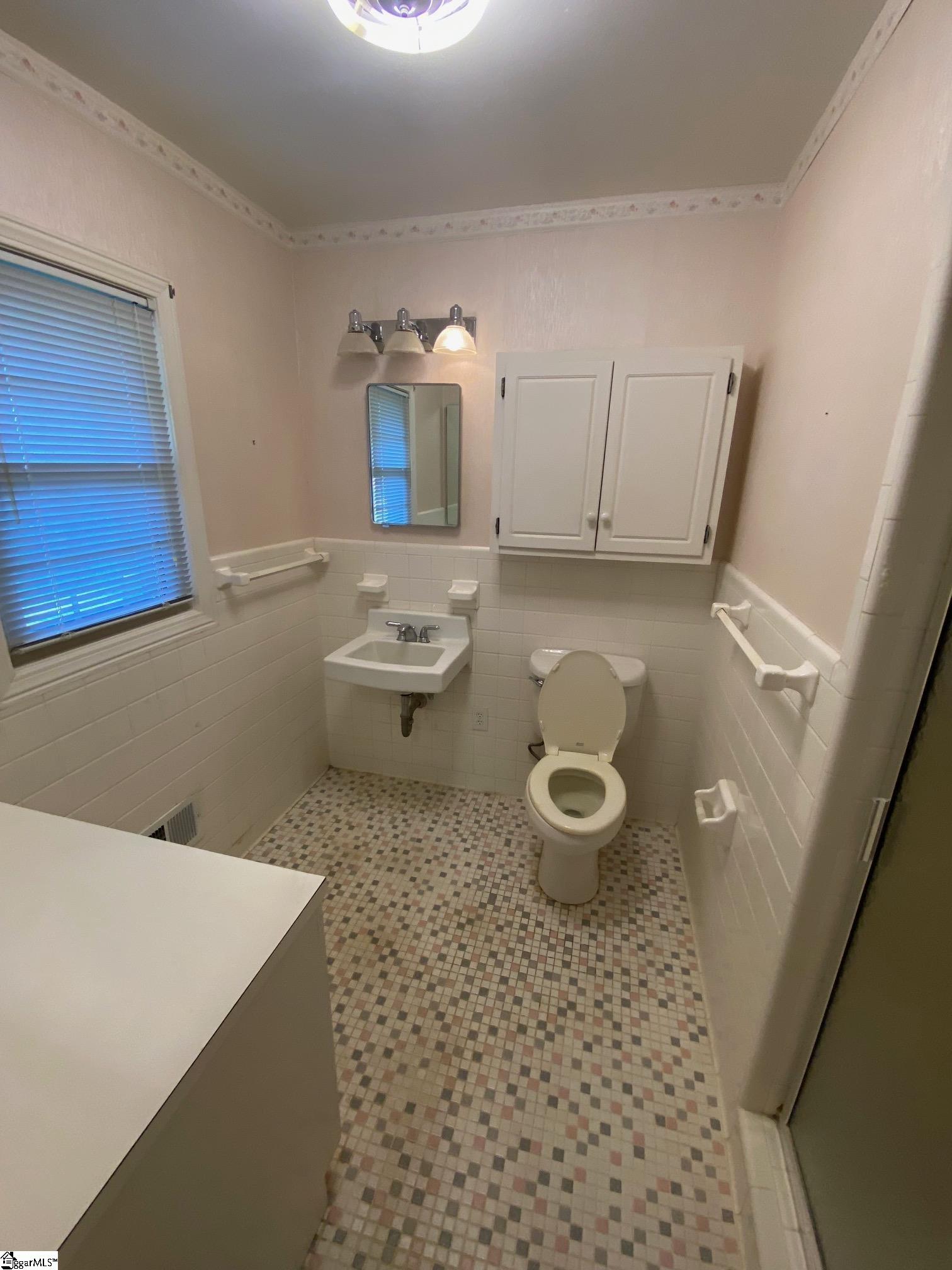 108 Pine Road Laurens, SC 29360 - Photo 19 of 21