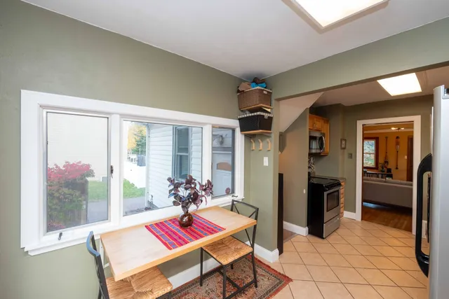 $300,000 | 763 McKnight Road South, St. Paul, MN 55119