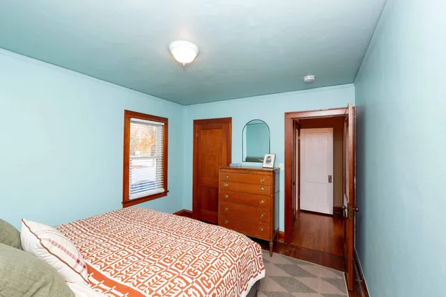 $300,000 | 763 McKnight Road South, St. Paul, MN 55119