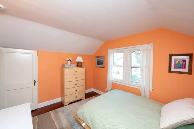 $300,000 | 763 McKnight Road South, St. Paul, MN 55119