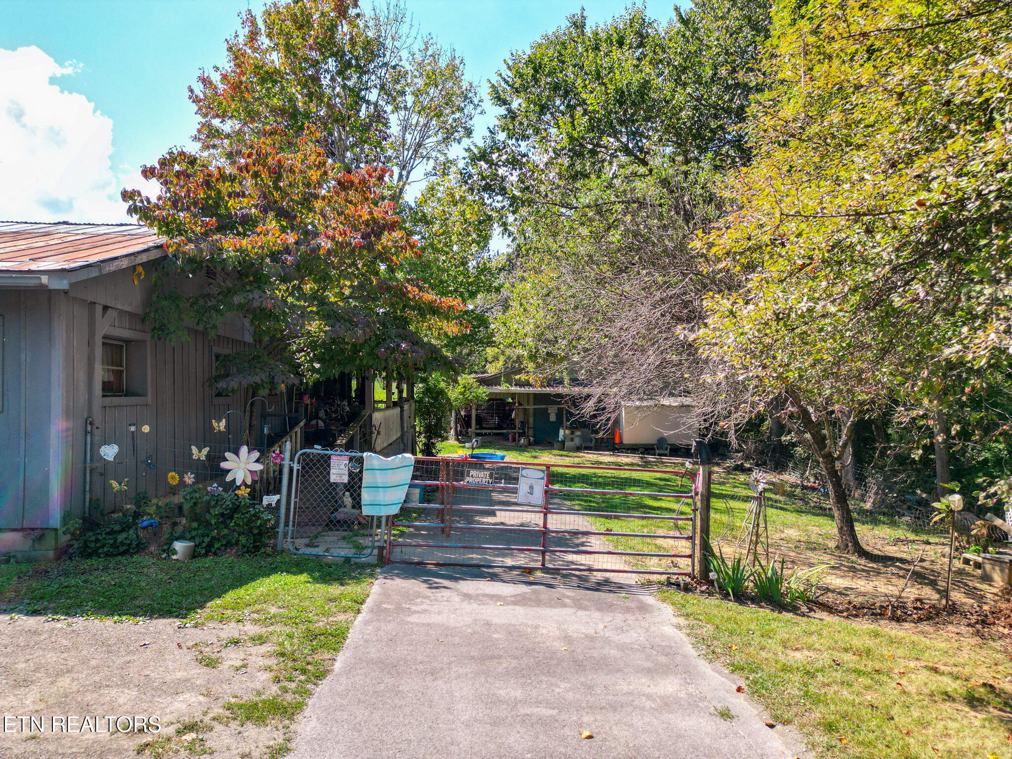 2733 Shipe Road Mascot, TN 37806 - Photo 4 of 38 11-web-or-mls-011--FULL