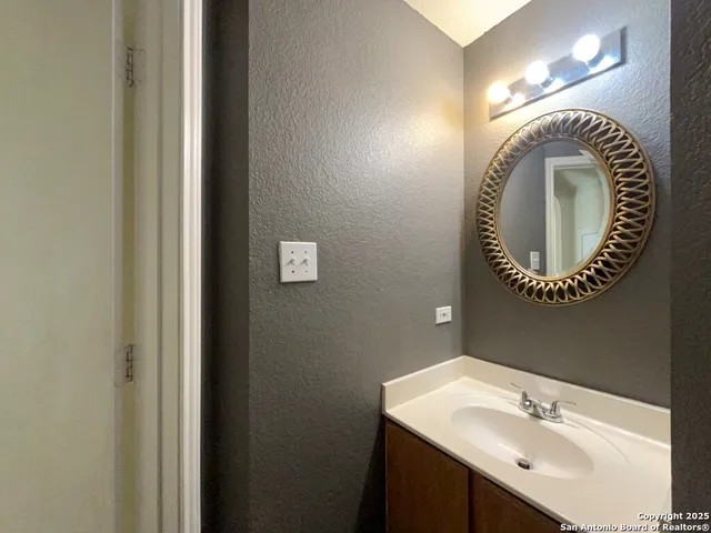 $1,450 | 11006 Stagwood Pass, San Antonio, TX 78254