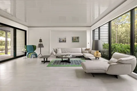 $9,500,000 | 176 2 Holes Water Road, East Hampton, NY 11937