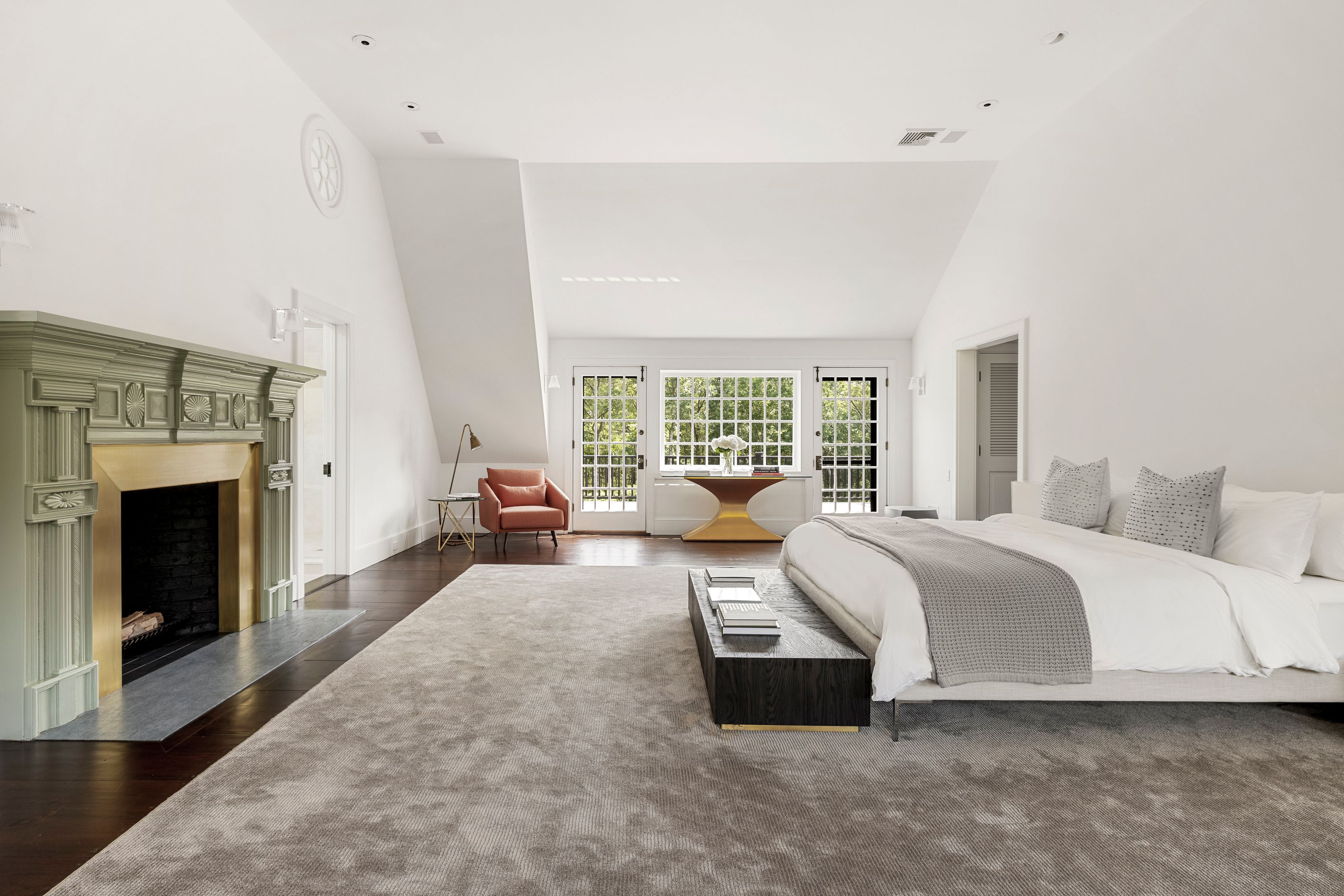 176 2 Holes Water Road East Hampton, NY 11937 - Photo 18 of 36