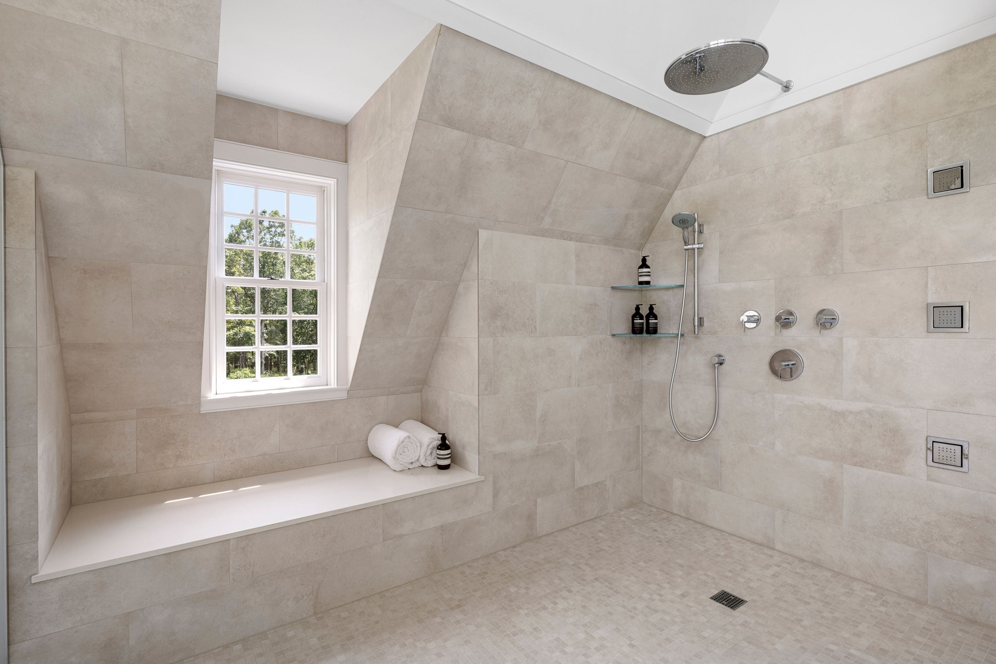 176 2 Holes Water Road East Hampton, NY 11937 - Photo 20 of 36