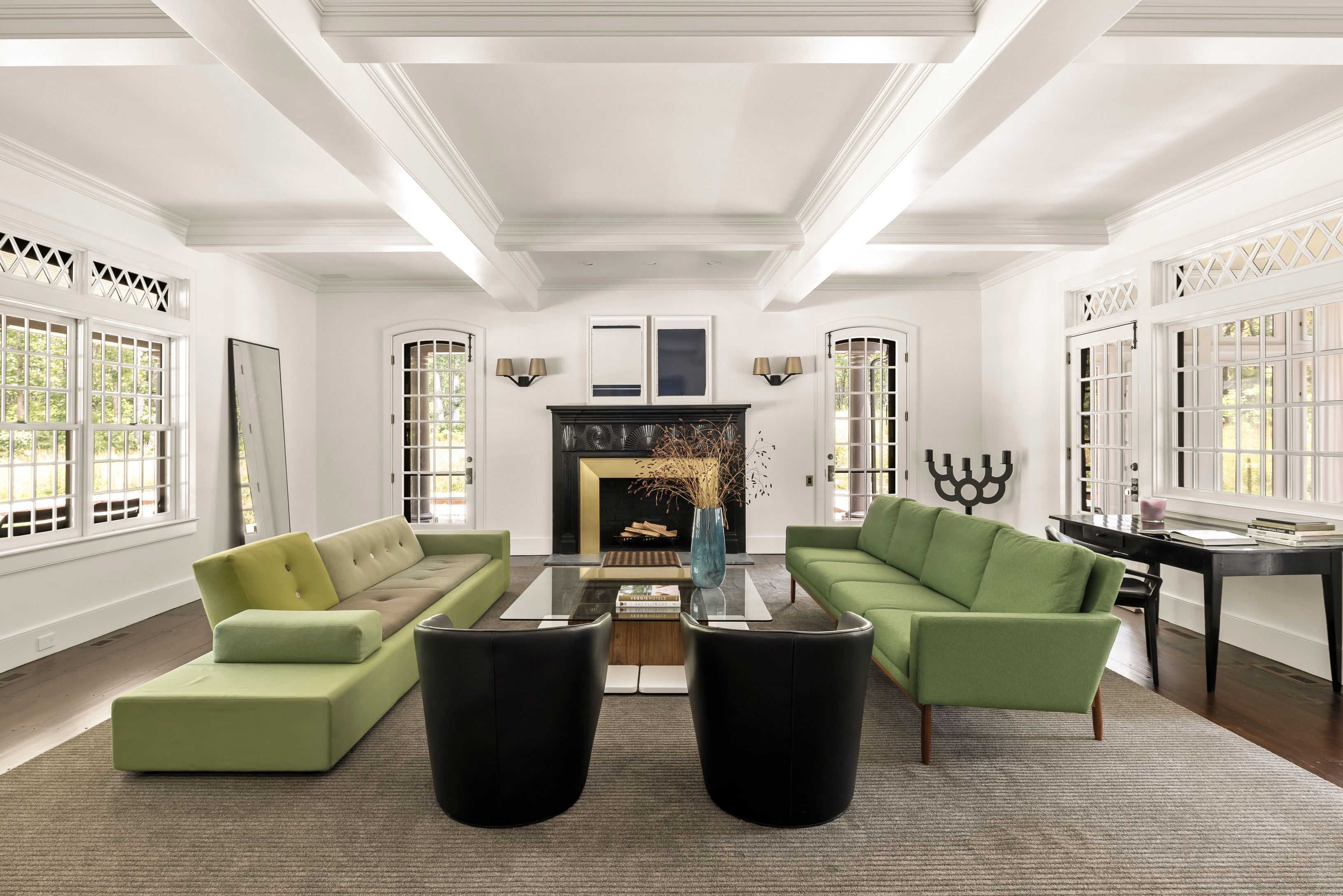 176 2 Holes Water Road East Hampton, NY 11937 - Photo 4 of 36