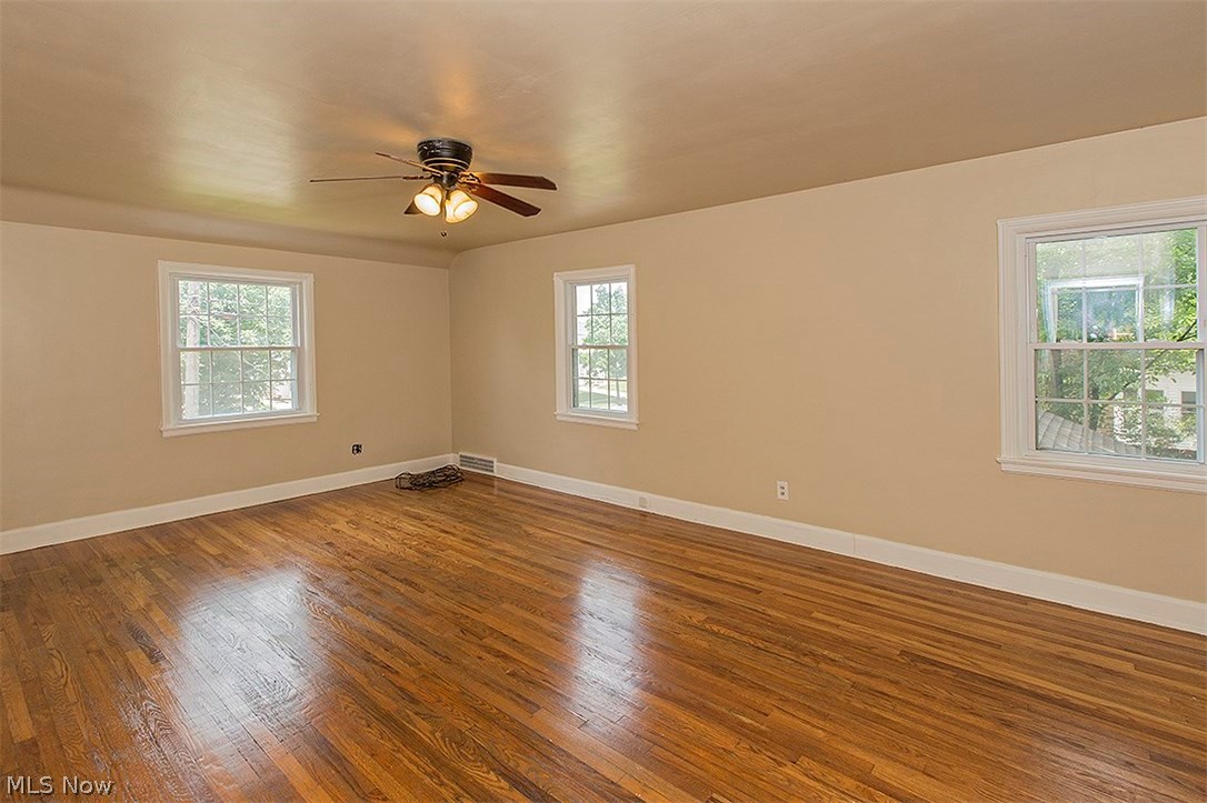 3610 Cummings Road Cleveland, OH 44118 - Photo 20 of 29