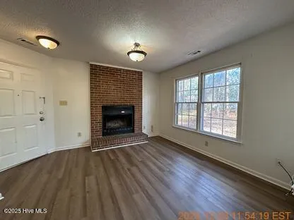 $1,100 | 1948 Heather Loop Road, Midway Park, NC 28544