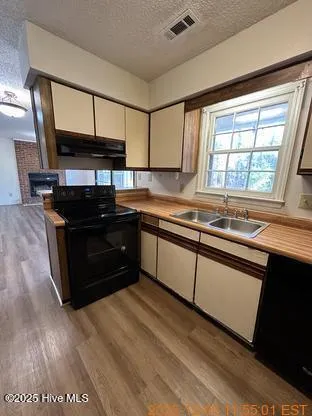 $1,100 | 1948 Heather Loop Road, Midway Park, NC 28544