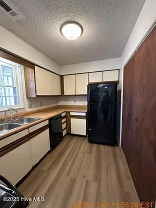 $1,100 | 1948 Heather Loop Road, Midway Park, NC 28544