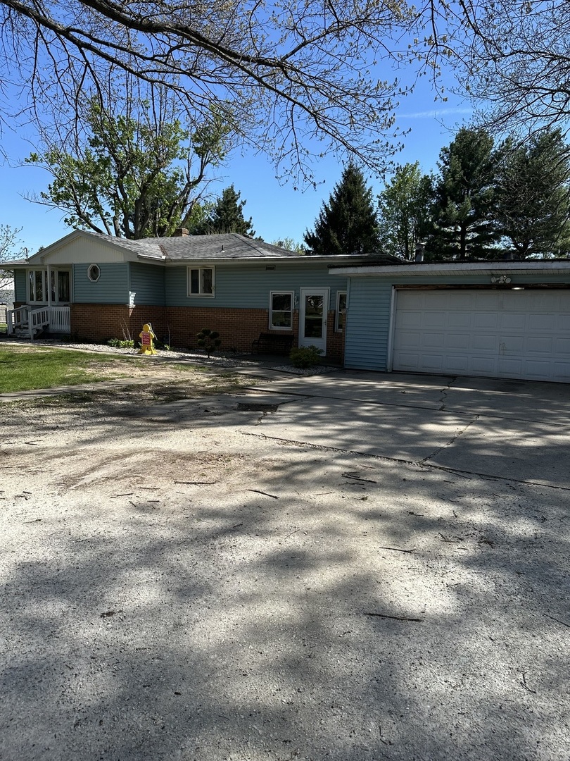 115 Northwestern Street Spring Valley, IL 61362 - Photo 4 of 22
