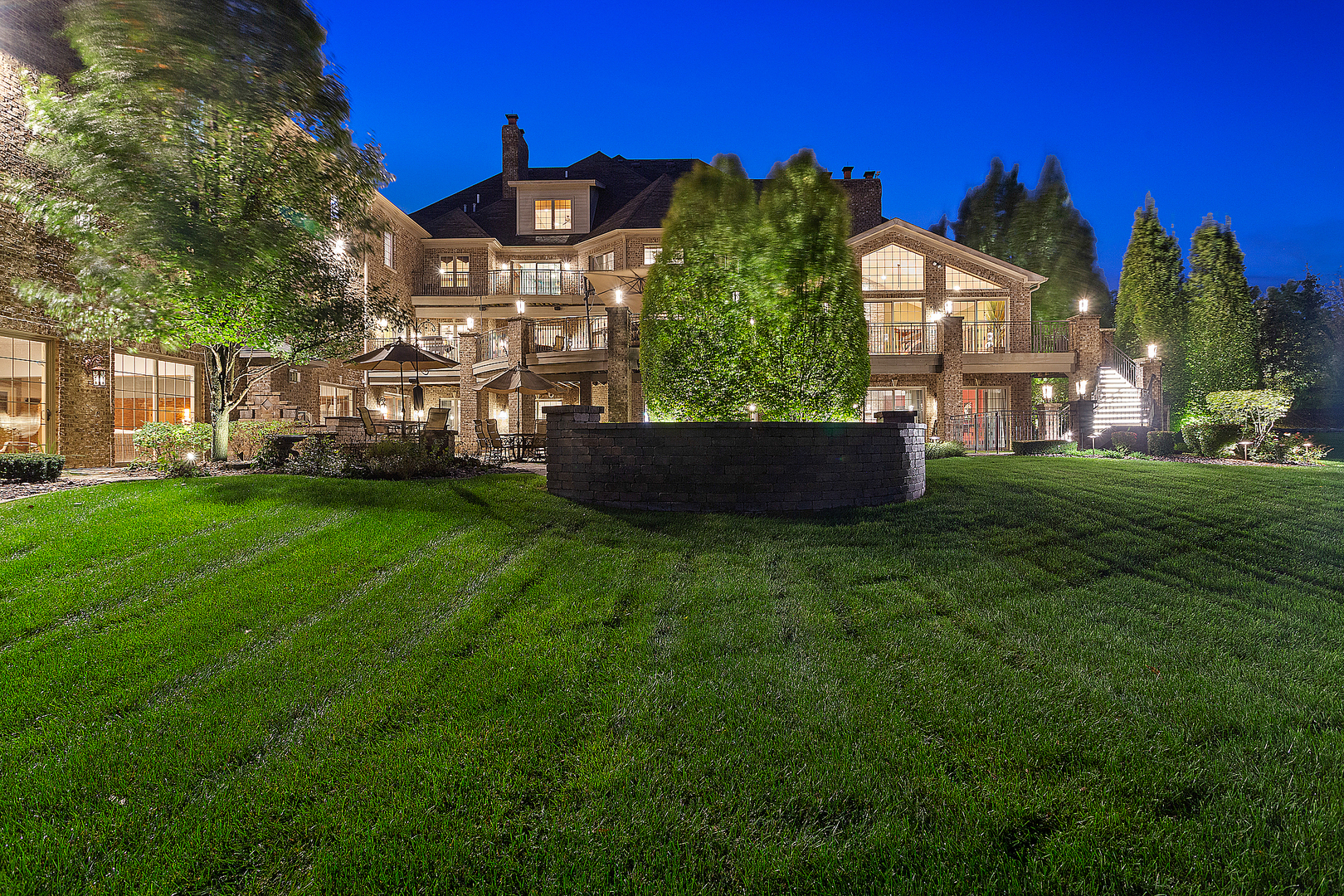 20105 Alison Trail Mokena, IL 60448 - Photo 13 of 23 a front view of a house with garden