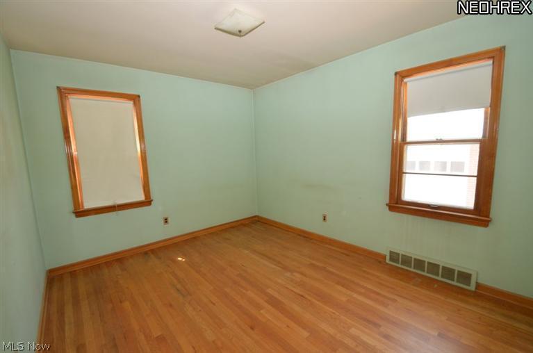 24655 Chardon Road Cleveland, OH 44143 - Photo 11 of 18 Gallery Image 11