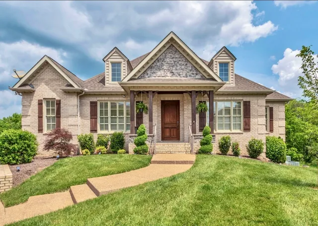 $999,999 | 7008 Grackle Court, Spring Hill, TN 37174