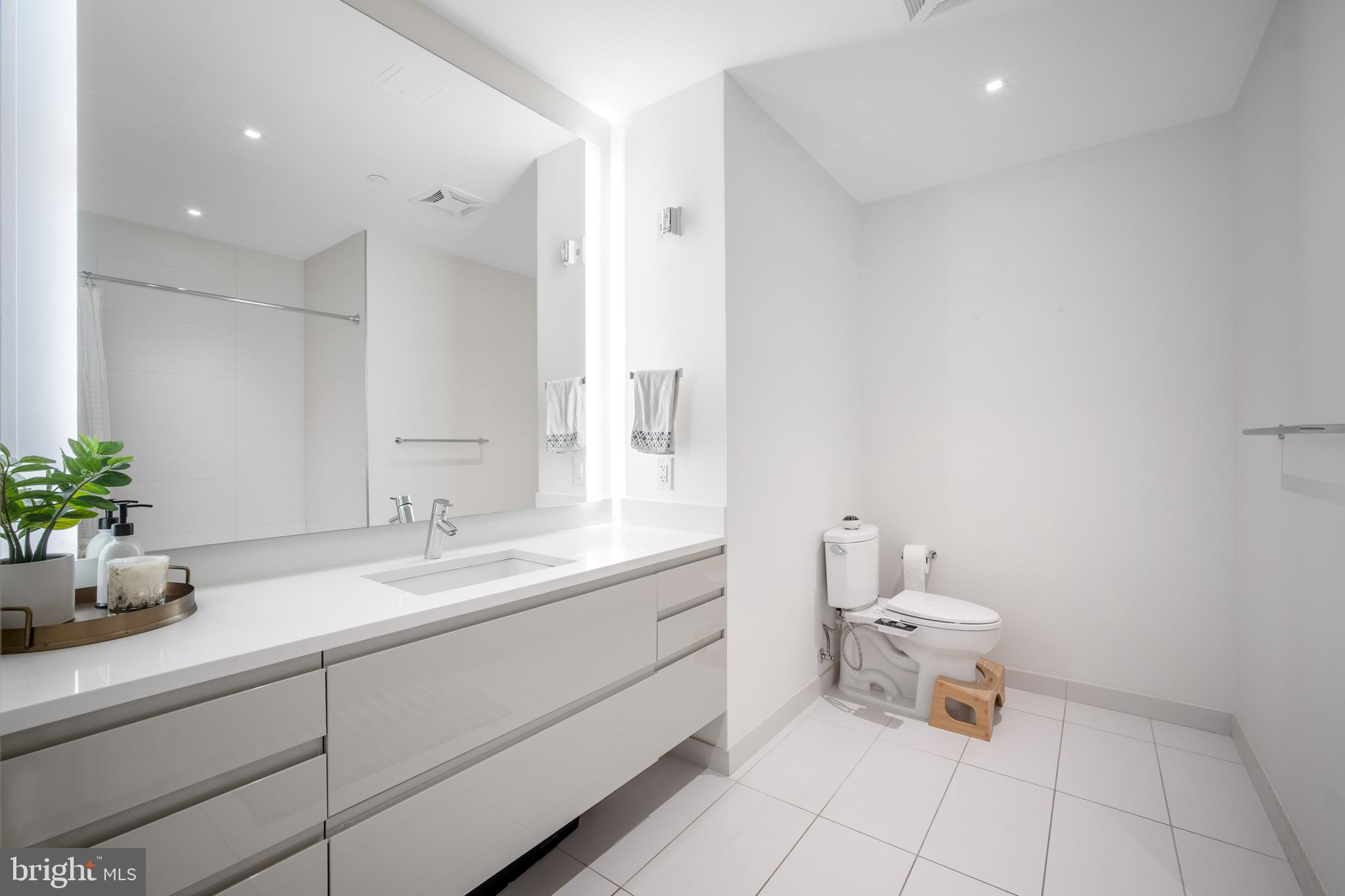 810 O Street Northwest, Unit 504 Washington, DC 20001 - Photo 23 of 49