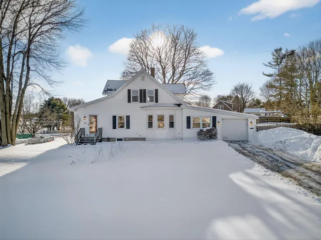 $490,000 | 26 New York Avenue, South Portland, ME 04106