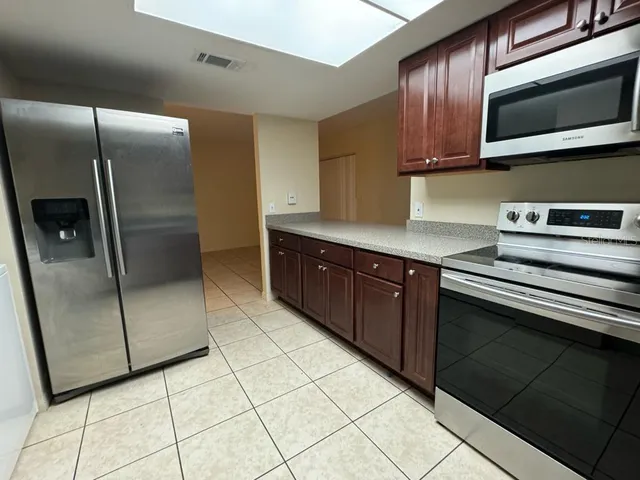 $1,450 | 9909 Sweepstakes Lane, Unit 6, Orlando, FL 32837