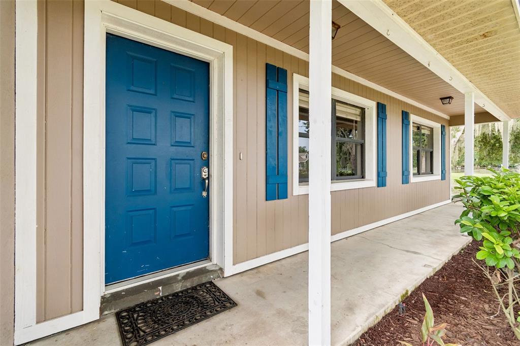 336 Corbett Road Lithia, FL 33547 - Photo 5 of 47