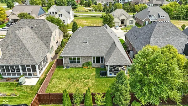 $469,900 | 6616 Stonepoint Way, Indianapolis, IN 46237