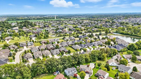 $469,900 | 6616 Stonepoint Way, Indianapolis, IN 46237