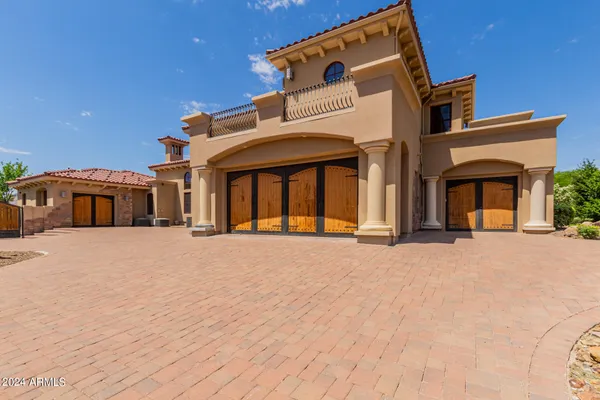 $4,200,000 | 6215 East Turquoise Avenue, Paradise Valley, AZ 85253