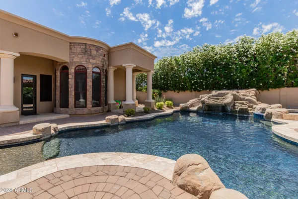 $4,200,000 | 6215 East Turquoise Avenue, Paradise Valley, AZ 85253