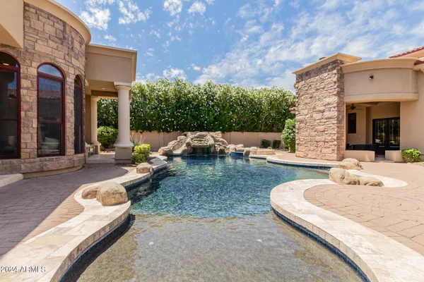 $4,200,000 | 6215 East Turquoise Avenue, Paradise Valley, AZ 85253