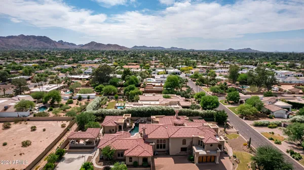 $4,200,000 | 6215 East Turquoise Avenue, Paradise Valley, AZ 85253