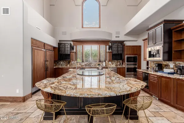 $4,200,000 | 6215 East Turquoise Avenue, Paradise Valley, AZ 85253