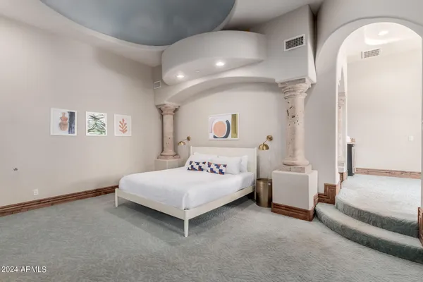 $4,200,000 | 6215 East Turquoise Avenue, Paradise Valley, AZ 85253