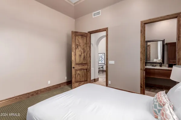 $4,200,000 | 6215 East Turquoise Avenue, Paradise Valley, AZ 85253