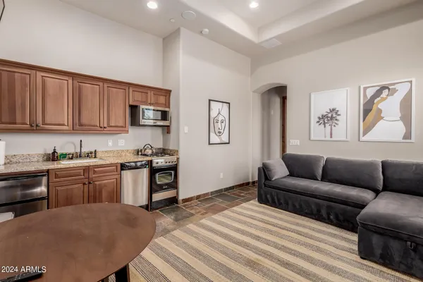 $4,200,000 | 6215 East Turquoise Avenue, Paradise Valley, AZ 85253