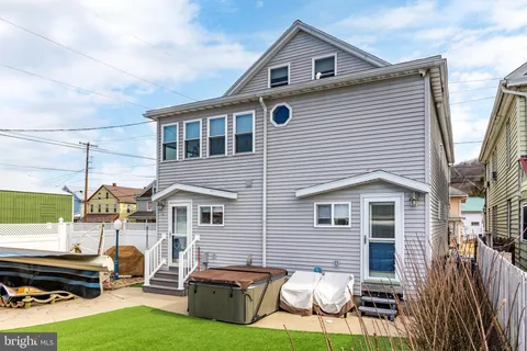 $275,000 | 337-339 South 10th Street, Sunbury, PA 17801