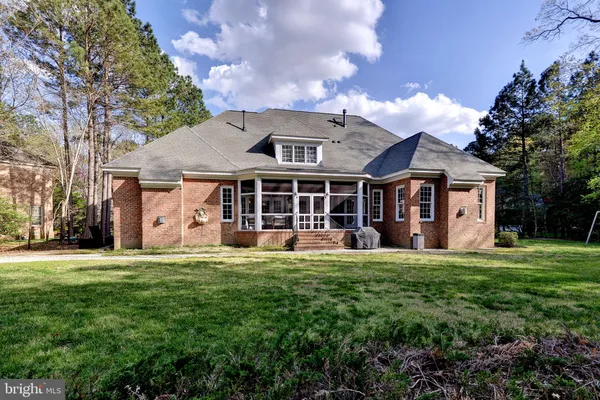 $990,000 | 2076 Harpers Mill Road, Williamsburg, VA 23185