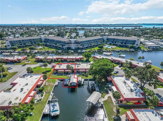 $450,000 | 9606 Valencia Cove, Bradenton, FL 34210