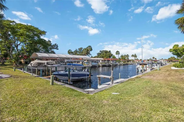 $450,000 | 9606 Valencia Cove, Bradenton, FL 34210