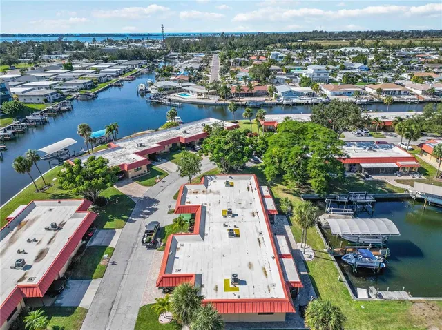 $450,000 | 9606 Valencia Cove, Bradenton, FL 34210