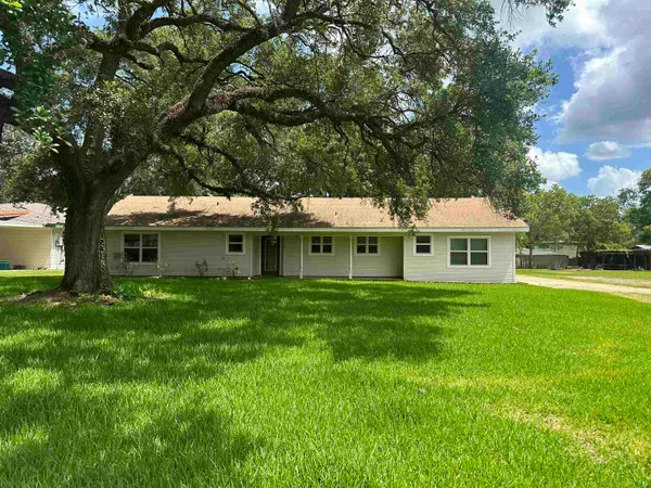 $225,000 | 6720 Willis Lane, Beaumont, TX 77708